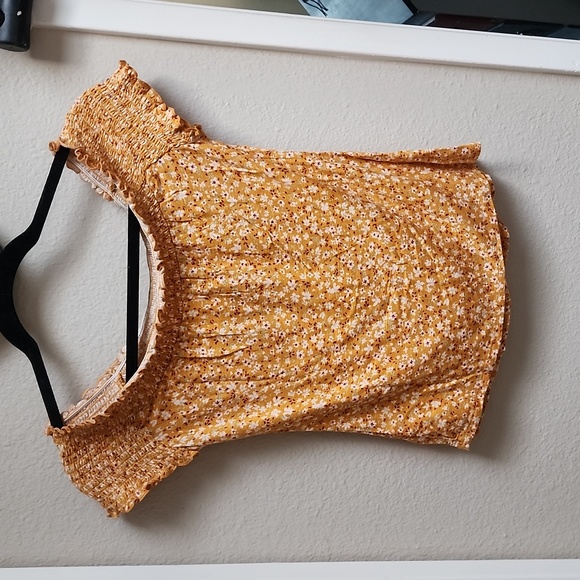 Self Esteem Top in Small - Picture 3 of 3